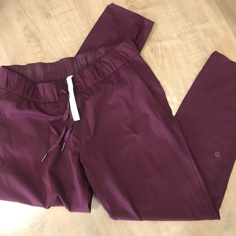 Lululemon On The Fly Pant 7/8